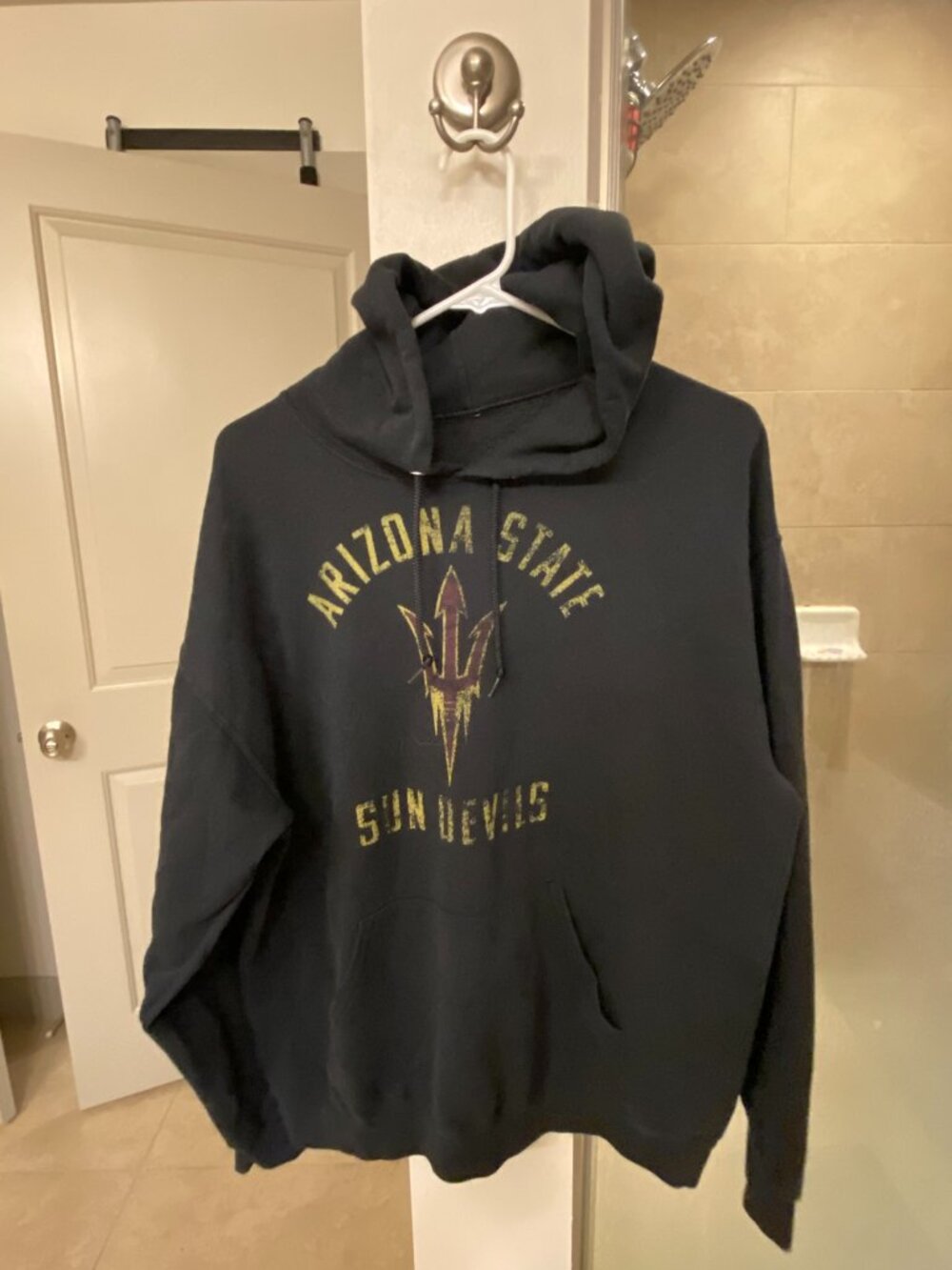 Arizona State University Sun Devils Men's Black Faded Logo Hoodie Size Large